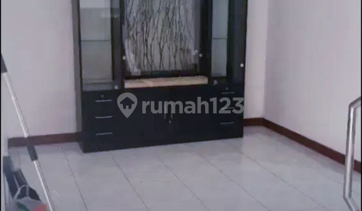 Rumah 2 Lantai Semi Furnished Bkr 2