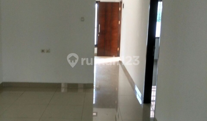 Rumah Siap Huni 2 Lantai Turangga