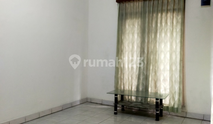 Rumah Luas Di Pinggir Jalan Besar Siap Huni...srimahii