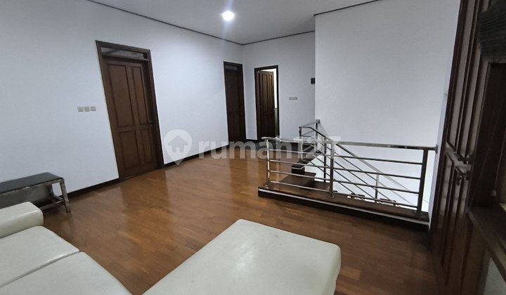 Rumah 2 Lantai Komplek Batununggal Rumah 2 Lantai Komplek Batununggal