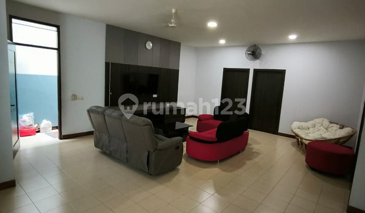Paviliun Lux Full Furnished Moh Toha 2