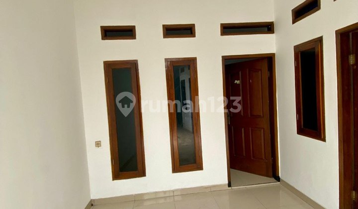 Rumah Bagus Di Batununggal Indah 2