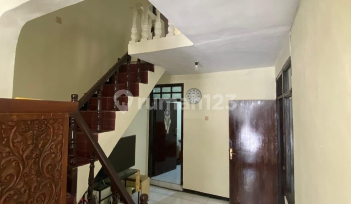 Rumah Bagus 2 Lantai Antapani 2