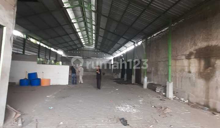 Warehouse for Rent Ready to Use on Jl Raya Narogong Bekasi