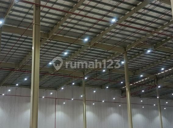 Warehouse for Rent, Ready to Use in Narogong, Bekasi