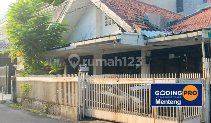 Rumah di Tebet Dekat dengan Fasilitas Umum Rumah di Tebet Dekat dengan Fasilitas Umum