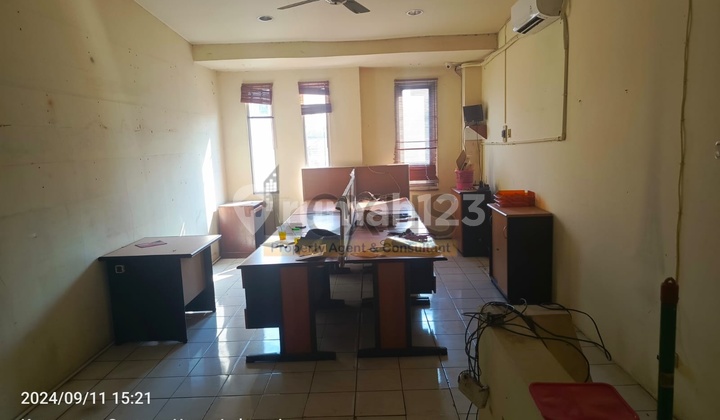 Dijual Ruko Hadap Jalan di Jl Raya Serpong,Tangerang Dijual Ruko Hadap Jalan di Jl Raya Serpong,Tangerang