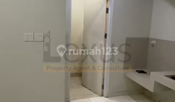 For Sale Arcadia Village Semi-Furnished House, Strategic Location 2