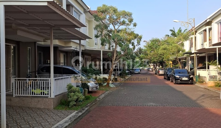 Quick Sale: Malibu Village House, Gading Serpong FULLY FURNISHED & FULLY RENOVATED, ready to move in, just bring your clothes.