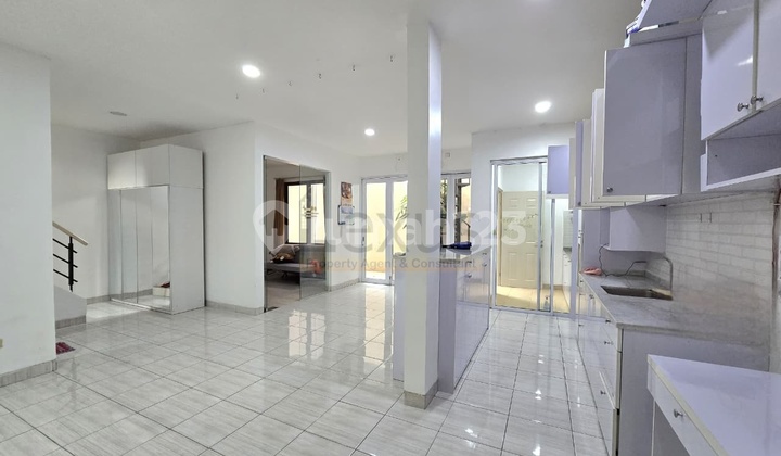 Disewakan Rumah di Cluster Serenade Lake, Gading Serpong