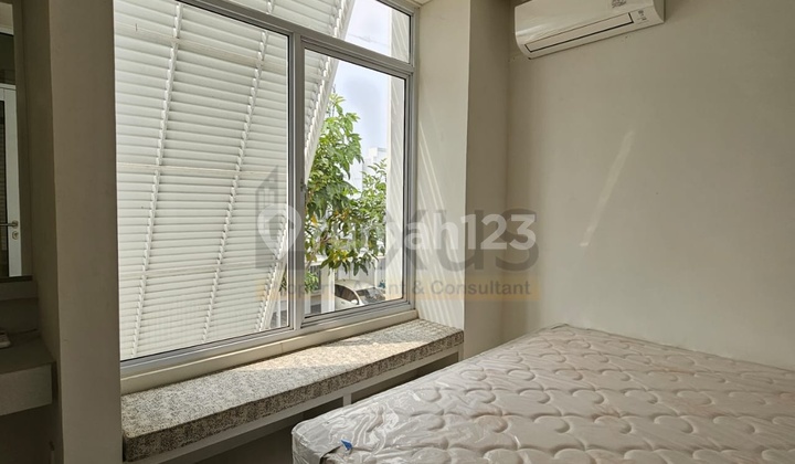 Dijual Rumah Full Furnished Siap Huni,Cluster Inspirahaus, Tabebuya Bsd (Hook) 2