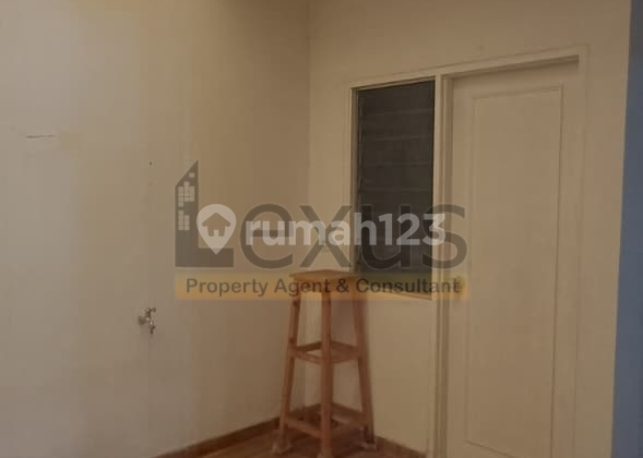 For sale, a fully renovated, move-in ready house in Sutera Leora, Alam Sutera. 2