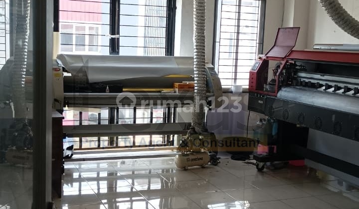 For Sale: Modern Market Shop at Paramount, Facing Inward, Gading Serpong