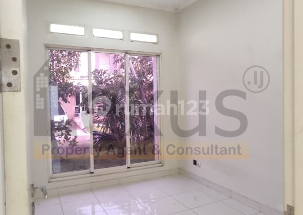 For Rent & For Sale Houses in Starling Cluster, The Spring