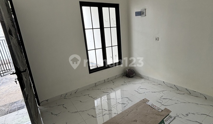 Rumah 2 Lantai Baru Lokasi Strategis Harga Nego 2