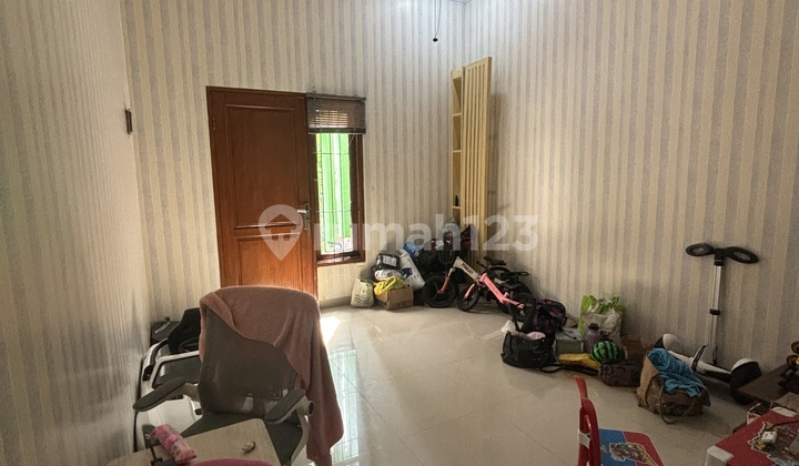 Dijual Rumah Nempel Andara 2