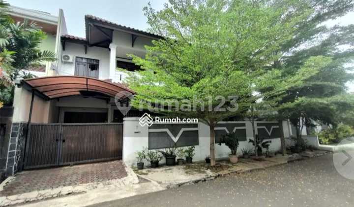 2-Story House in Pulomas, Strategic Location 1