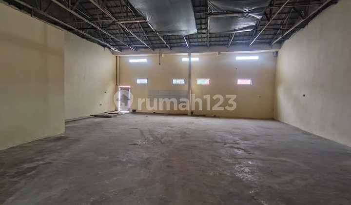 Gudang bagus 300m di Peruderan dekat Vida Mustika Jaya ,Bekasi Gudang bagus 300m di Peruderan dekat Vida Mustika Jaya ,Bekasi