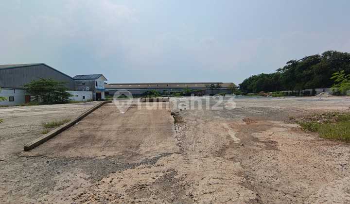 Land for rent in Setu Burangkeng, 1 KM from Burangkeng Toll, Bekasi Regency.