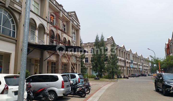 Dijual ruko siap pakai di lokasi premium depan mall grand galaxy city