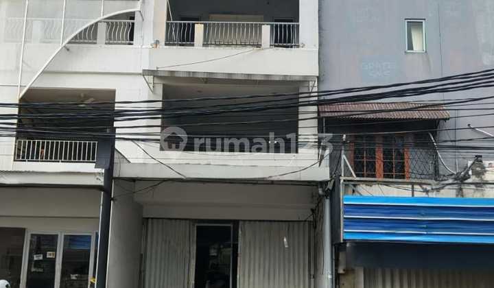 Disewakan dan Dijual Ruko di Jalan Utama Taman Galaxy, Bekasi