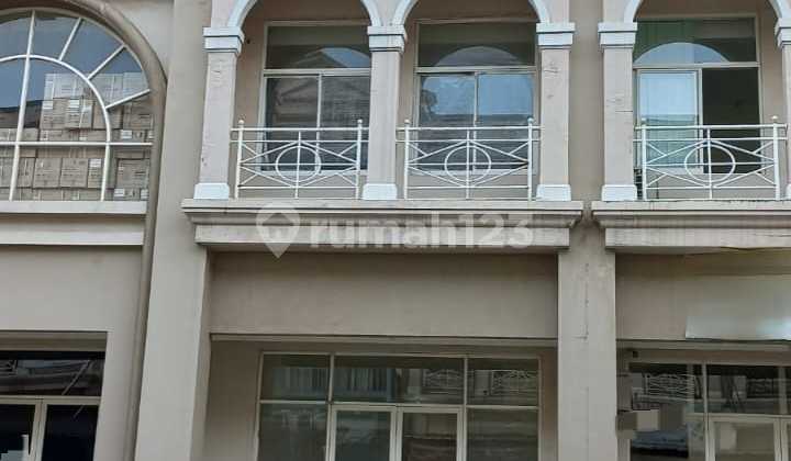 For Rent 1 Unit Shop House Ready to Use In Galaxy, Bekasi City
