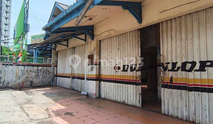 For rent: 1½-story shop house in Jatibening, Cimahi, Bekasi. 1