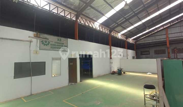 For rent: good and ready-to-use warehouse in Sukamahi, Deltamas. For rent: good and ready-to-use warehouse in Sukamahi, Deltamas.