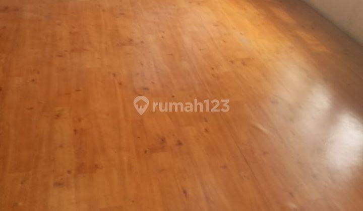 Disewakan Ruko 3 lantai Siap pakai di jalan utama di galaxy 2