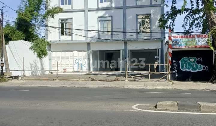 Dijual Ruko 3 Lantai Gandeng 3 di Jl. Raya Ciracas Jakarta Timur