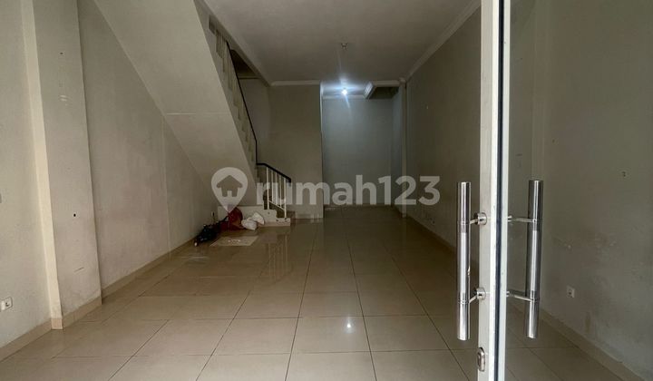 For Rent: 2.5-Story Shophouse, Attached, Grand Galaxy City, Bekasi 2