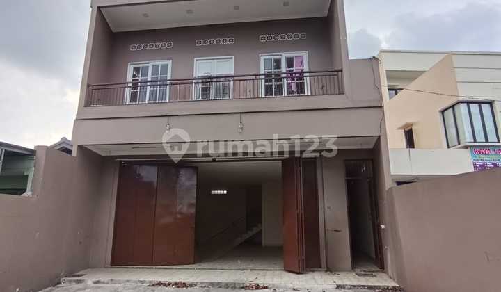 For Rent Strategic Twin Shophouses + Rooftop in Margamulya 2