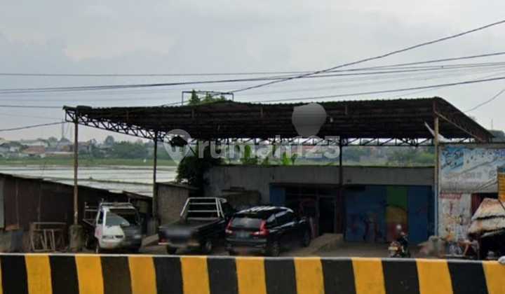 For sale: land located by the side of the main road in Cibitung, Bekasi Regency.