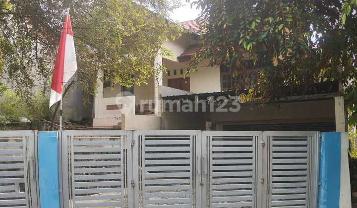 Rumah Hitung Tanah! Luas 762 M² di Bintara Bekasi Barat - Lokasi Strategis & Potensial