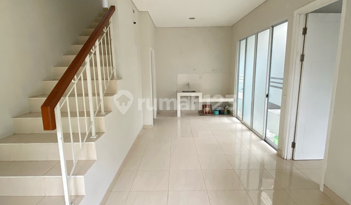 House In Vanya Park Bsd City