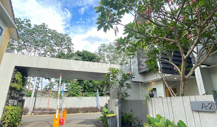 Rumah Ready Cluster 2 Lantai Deket Unpam 2