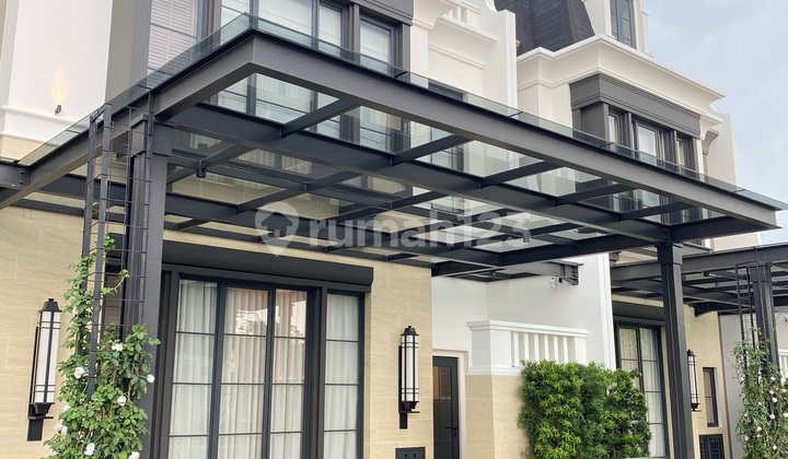 Hunian American Classic di The Spring Summarecon Serpong