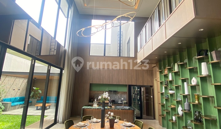 Rumah Mewah di Navapark BSD City 2