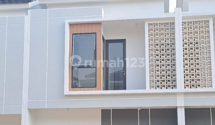 2-Story House on Muncul Street, Tangsel