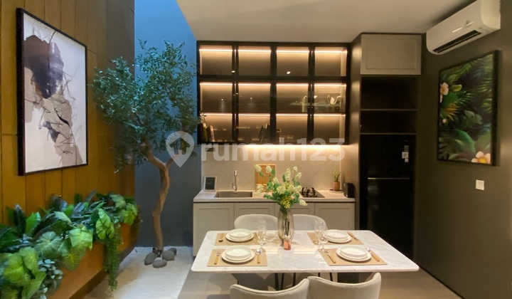 3-Story Corner House in the BSD City Area 2