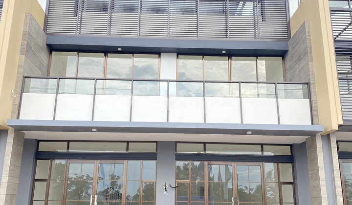 Ruko Langsung Hadap Jalan Raya Seberang Cgs