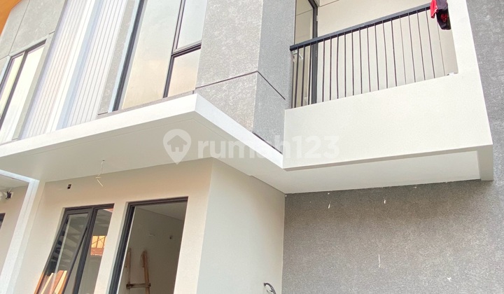 Rumah 2 Lantai Harga 1M di Tangsel