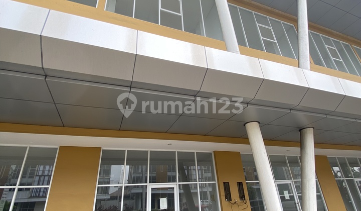 Ruko 3 Lantai Di Area Griya Idola Industrial Park 1