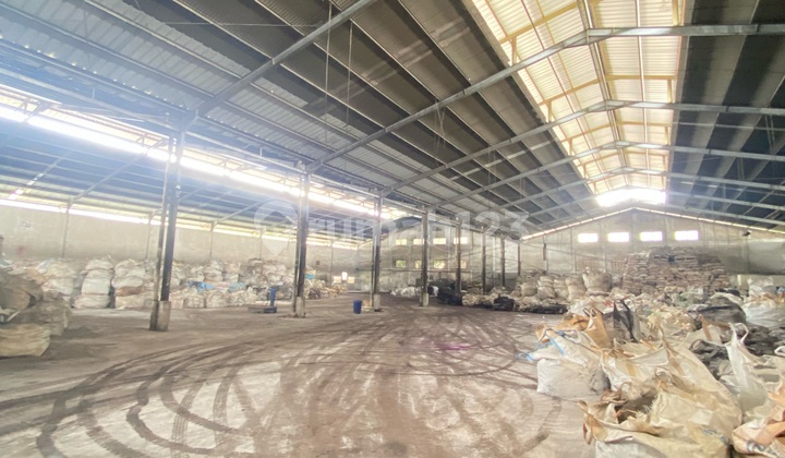 Large 6000 Meter Warehouse in Kemis Market, Cikupa