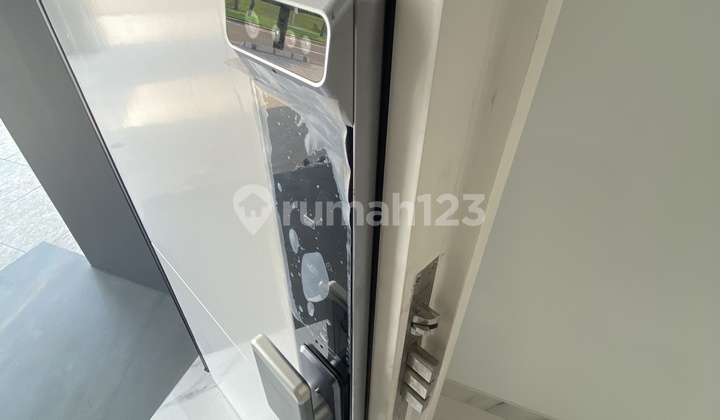 Rumah Mewah Gading Serpong 2