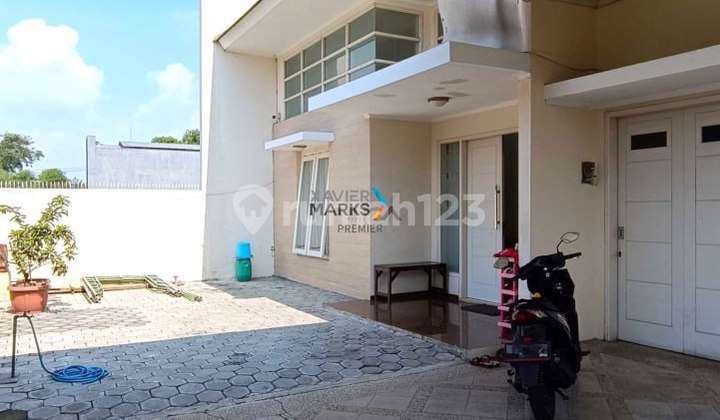 Rumah Modern Siap Huni Di Araya Bagian Depan, Blimbing Malang  2