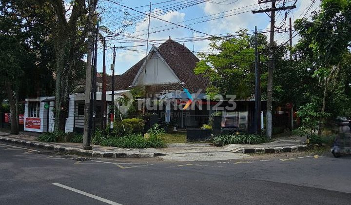 Rumah Klasik Kolonial Daerah Gunung-gunung Malang