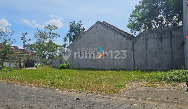 Tanah Kavling Hook Di Graha Golf, Araya Malang 1