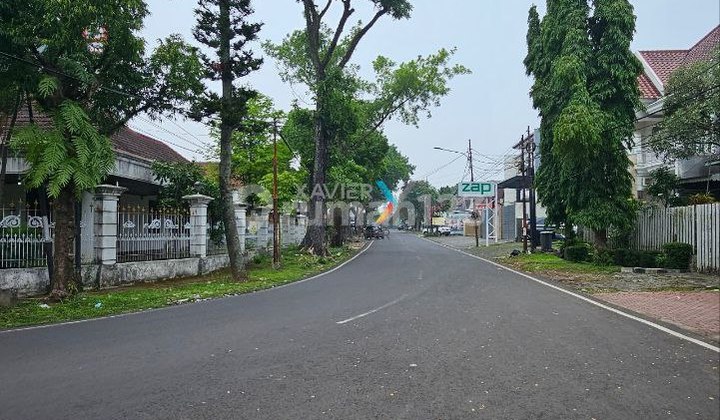 Rumah Hook Di Pusat Kota Area Gunung-gunung, Klojen Malang 2