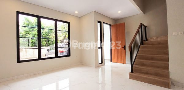 Rumah Modern Siap Huni Di Jagakarsa, Jakarta Selatan Dengan Akses Tol Dan Fasilitas Lengkap SHM 2